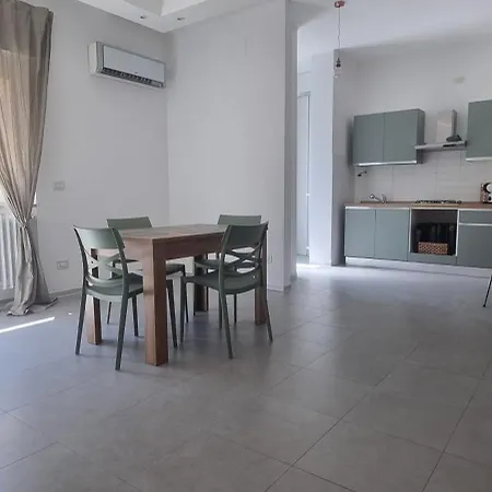 דירה A Casa Di Pollicina